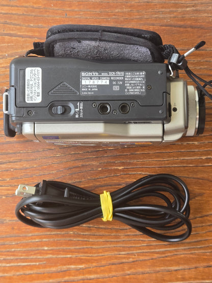 178774 Sony items_1.jpg