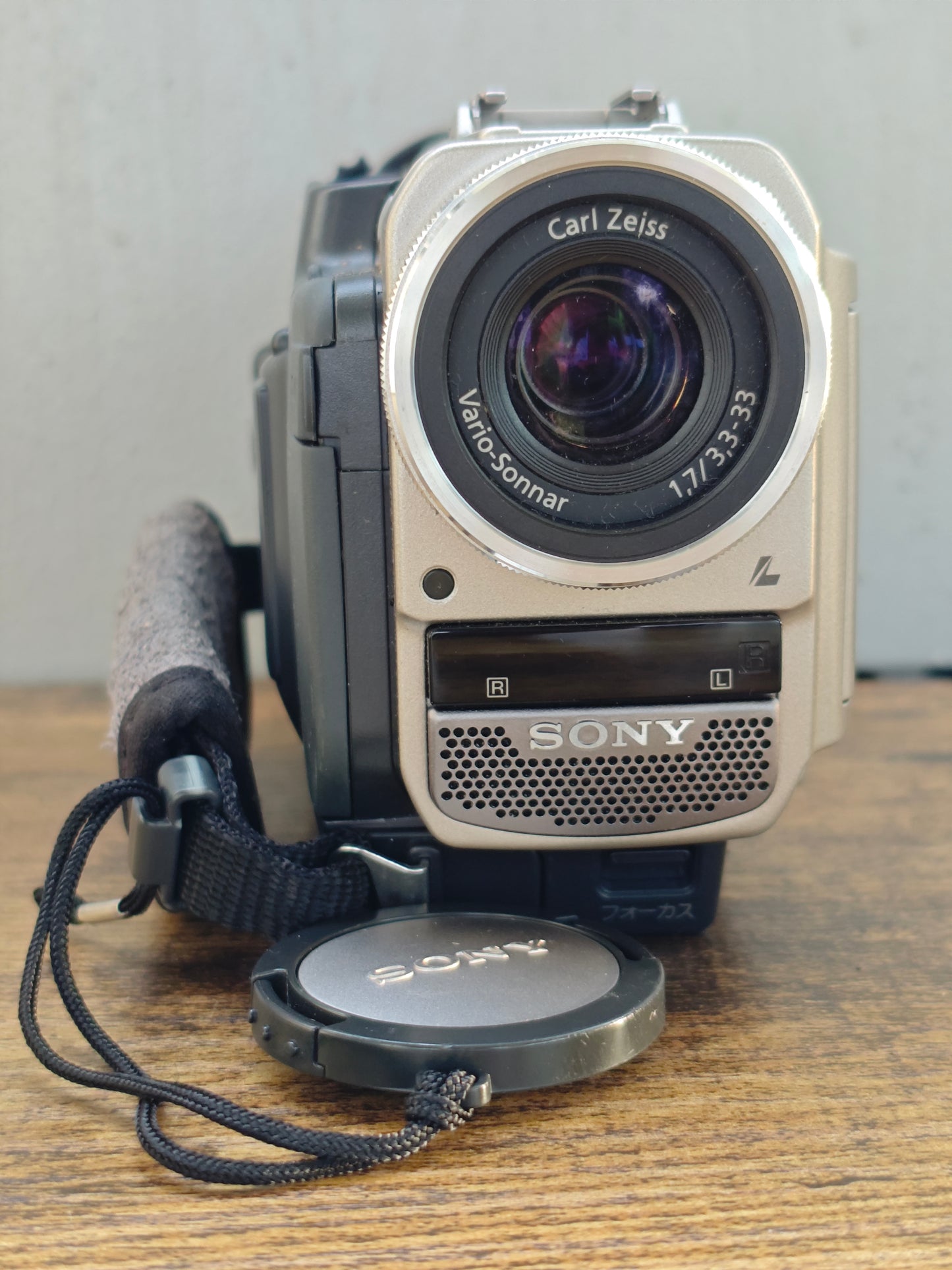 178774 Sony lens_1.jpg
